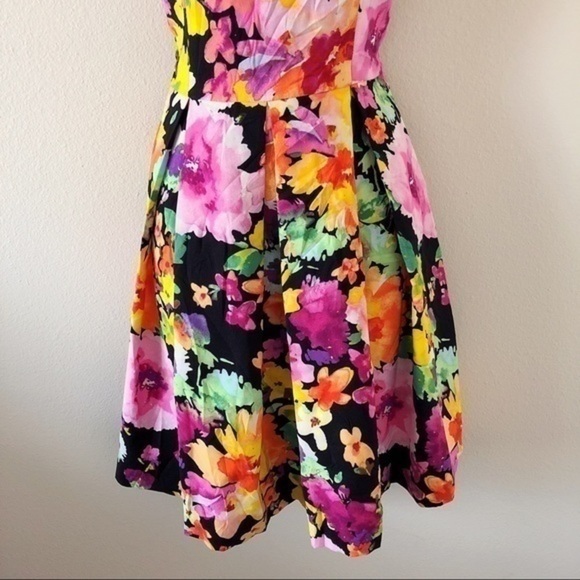 The Limited Floral Dress - Picture 4 of 7